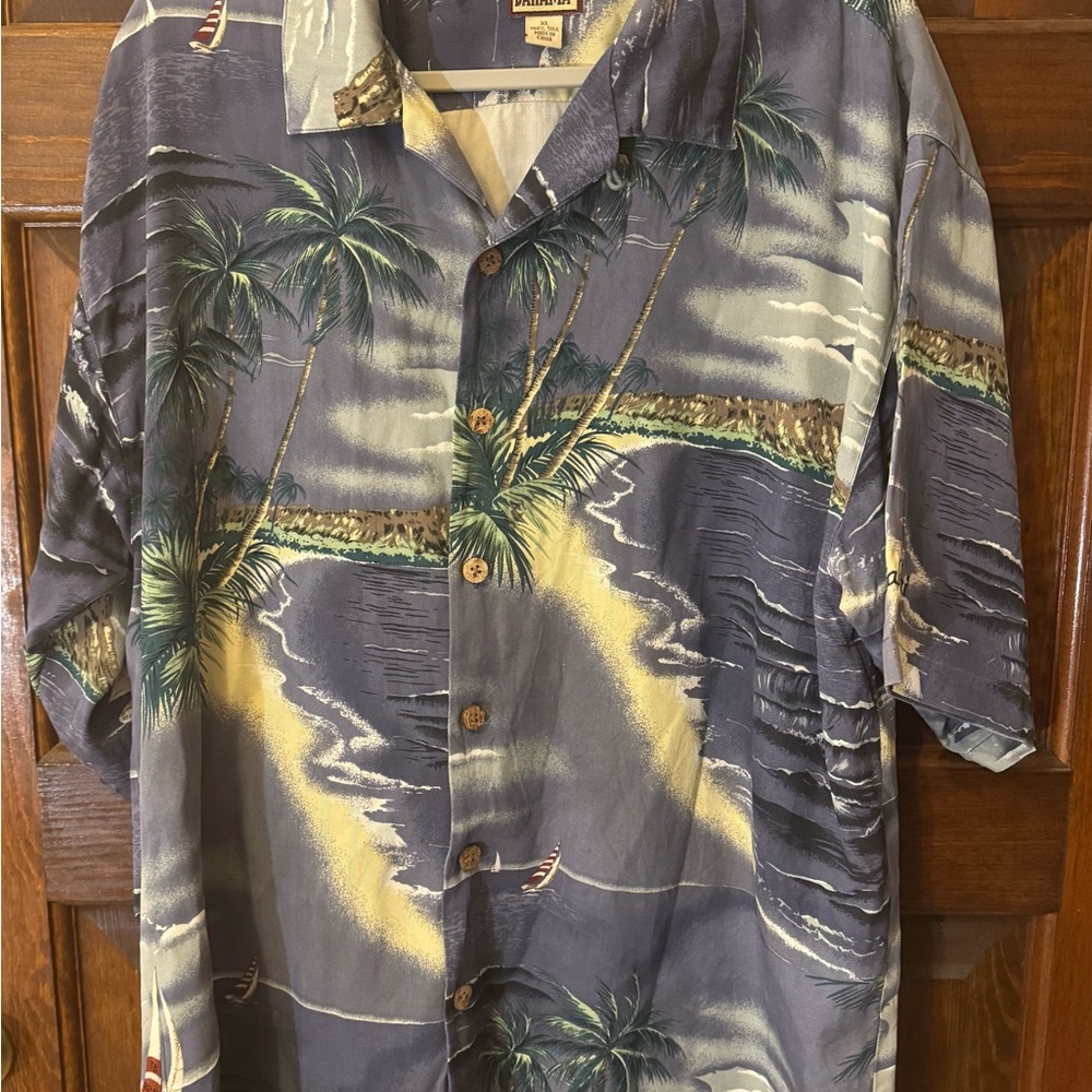 Tommy Bahama Men’s 100 Percent Silk Shirt, XL